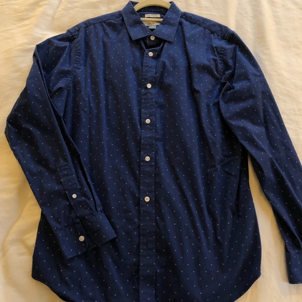 Old Navy Patterned Long Sleeve Button Down